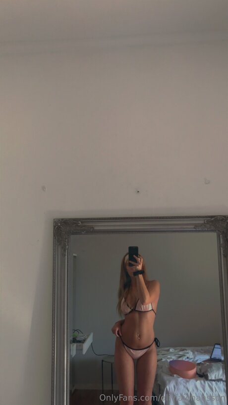 乳首オーガズム オンリーファンズ エロチック 画像