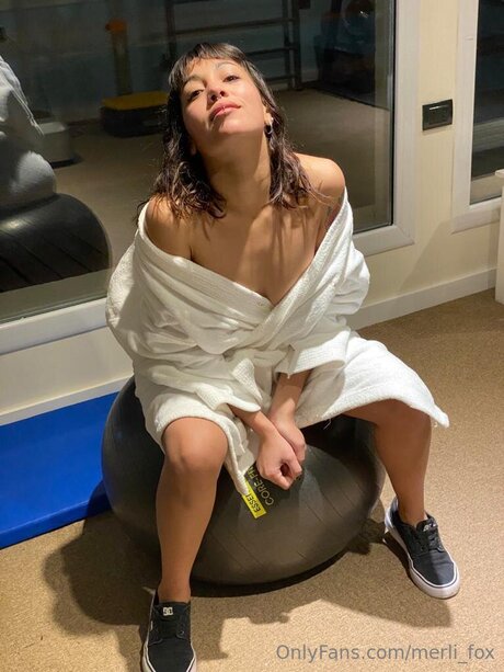 ニューハーフの乗馬オンリーファンズ ホットポルノ 写真