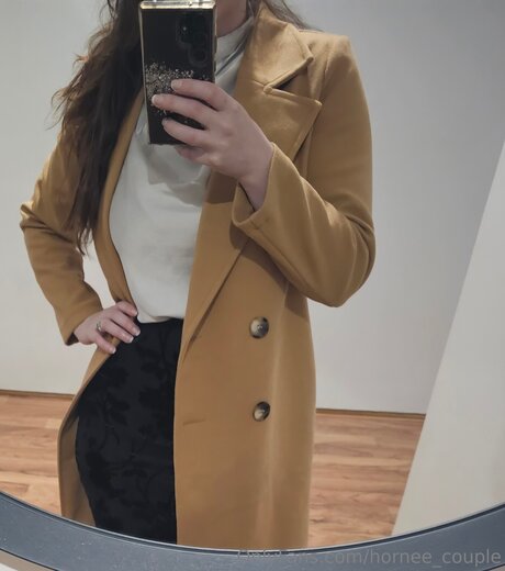 Hornee Couple ポルノスター ヌード 写真