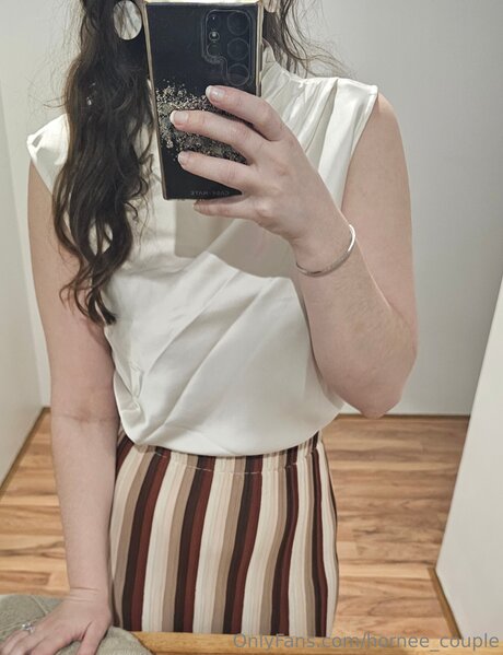 Hornee Couple ヌードモデル 写真