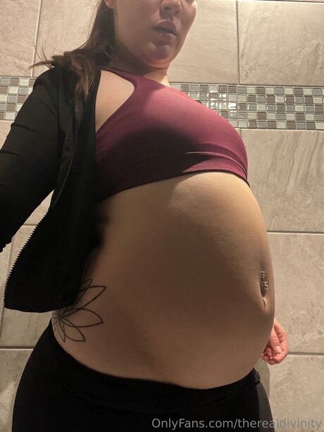 Therealdivinity ポルノモデル 画像