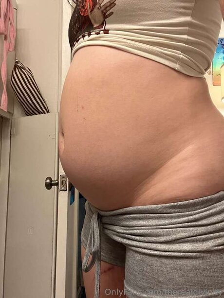 Therealdivinity ポルノスター アダルト ギャラリー