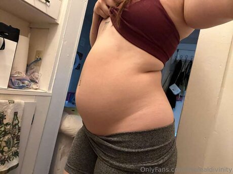 Therealdivinity 完璧なスター アーカイブ