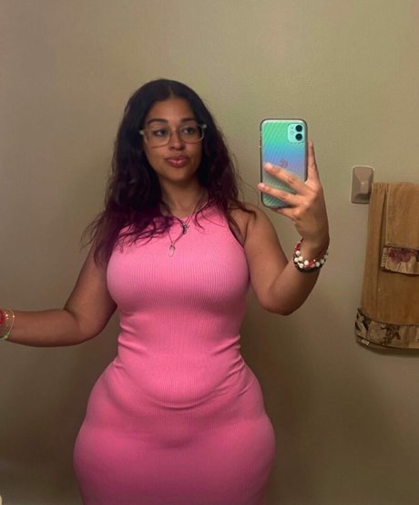 Ciaralynn xo ポルノスター 写真