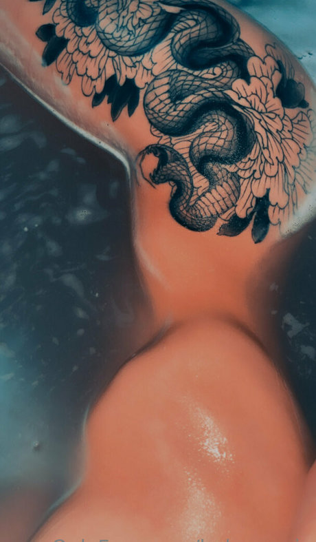 パパ ゲイ オンリーファンズ ヌード 画像