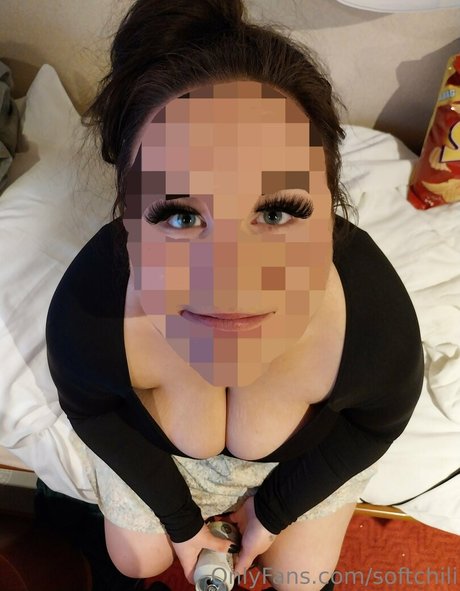 softchili ポルノスター アダルト 写真