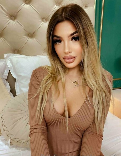 ヌード熟女オンリーファンズ 無料アダルト 画像