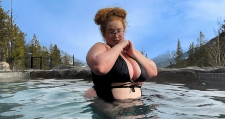 ジムのインフルエンサーオンリーファンズ ポルノグラフィック アーカイブ