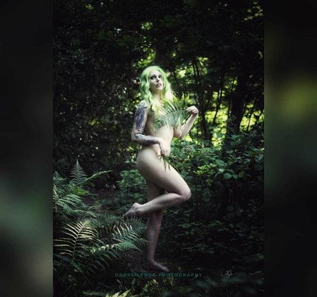 ladyelvendoll 素敵なモデル 写真