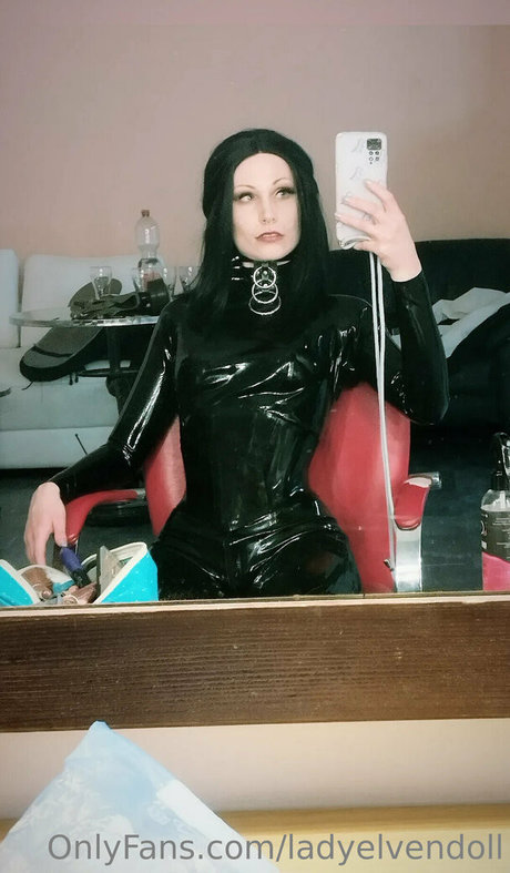 ladyelvendoll ポルノスター xxx 写真