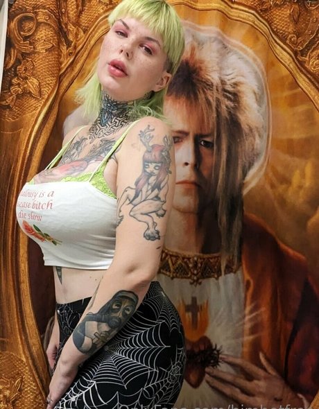 bimbotfree ポルノスター 裸 写真