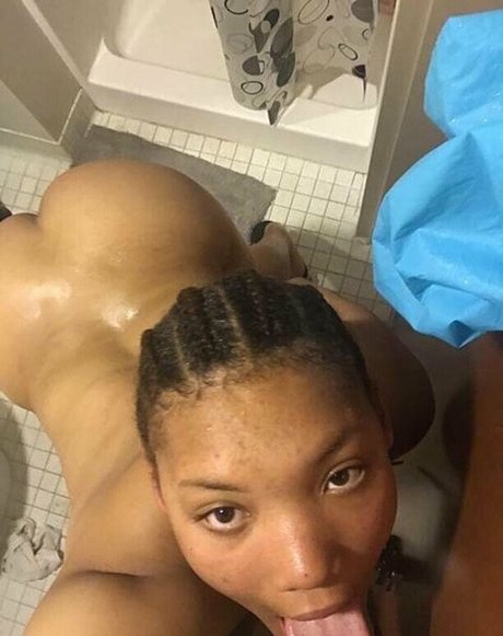 bonniexclyde18 セクシー女優 写真