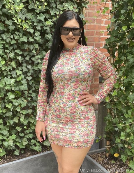 Serenasinsxxx 可愛いモデル 写真