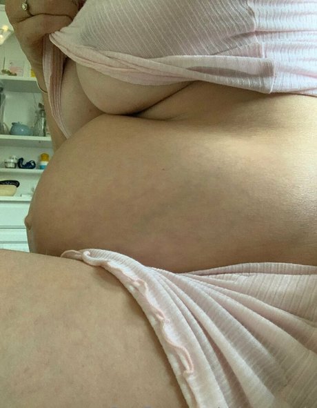 evieexpands 裸モデル 写真