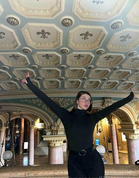 lilu20 ホット女優 写真