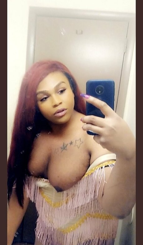 アジアの無料オンリーファンズ アート裸 写真