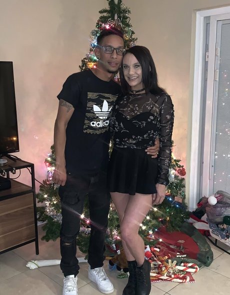 ビキニプリンセスオンリーファンズ セクシーヌード ギャラリー