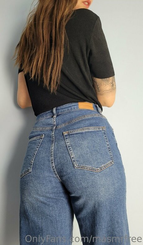 後背位オンリーファンズ アート裸 ギャラリー