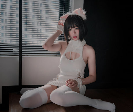 熟女の手コキオンリーファンズ セクシー裸 画像