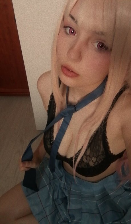 PlastiqTrash エロティックなポルノスター 写真