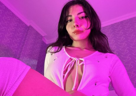 Anysaylobe エロティック女優 アーカイブ