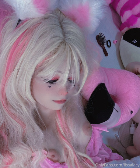 LissaLacy 完璧なモデル 画像