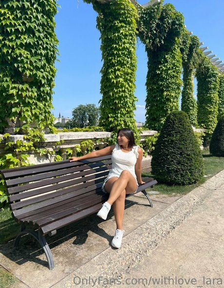 withlove lara ポルノモデル 画像