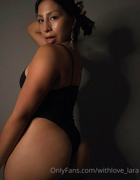 withlove lara 限定モデル 写真