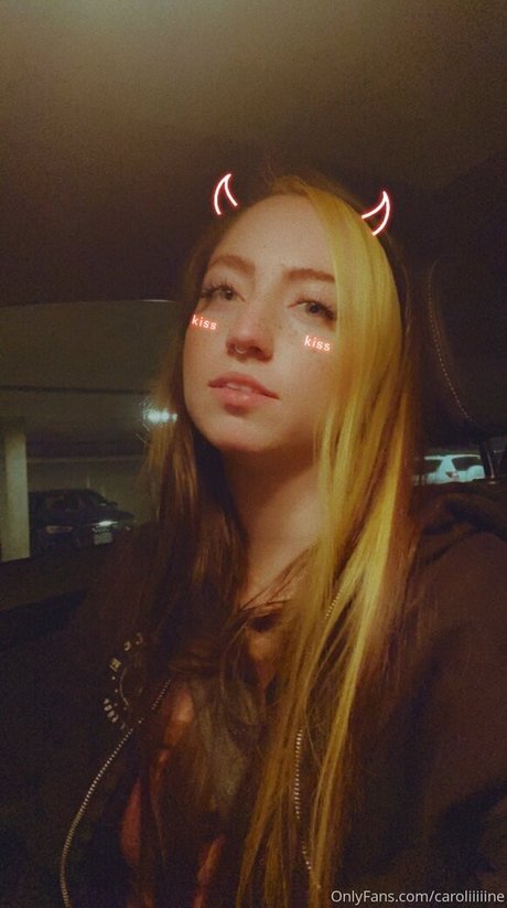 caroliiiiine ポルノスター ヌード アーカイブ