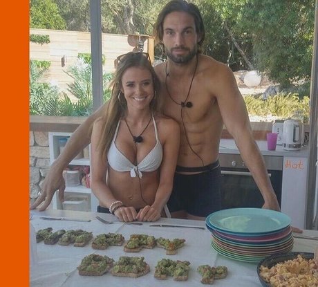 Camilla Thurlow xxxポルノスター 写真