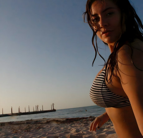 アマチュアブロンドオンリーファンズ 無料 アーカイブ