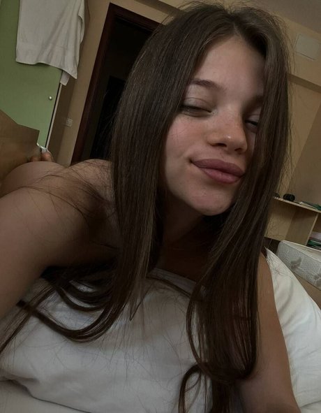 Dash Milash ポルノスター エロティック 画像