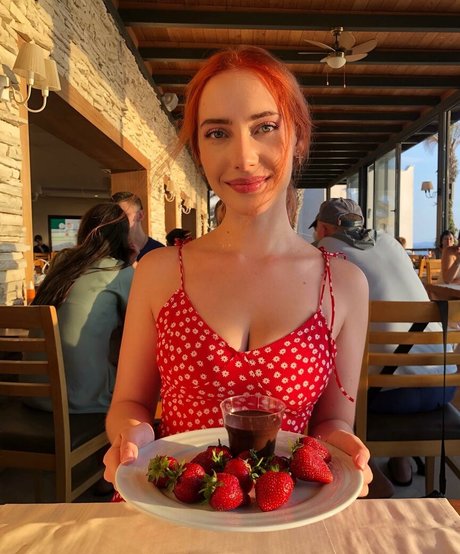 Alissa Strekozova ポルノスター ベスト 写真