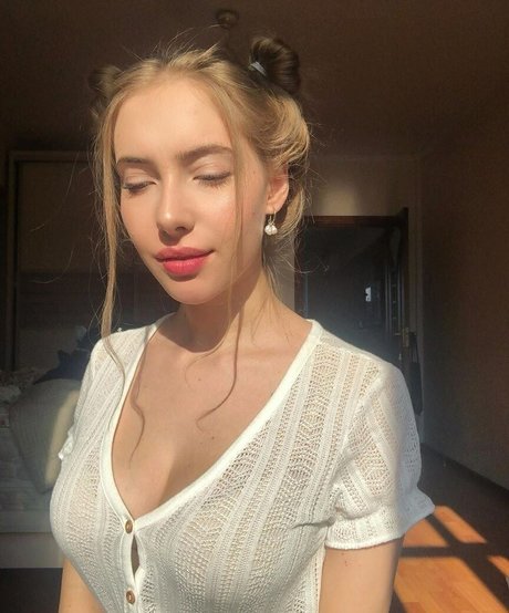 Alissa Strekozova XXXモデル 画像