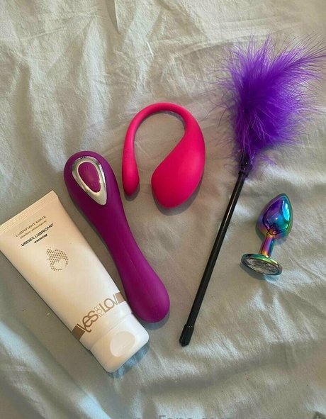 yanaviolet ポルノモデル 写真