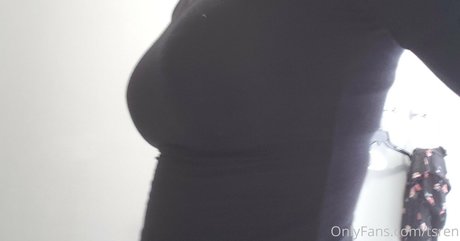 マッサージセラピストオンリーファンズ ポルノ 画像