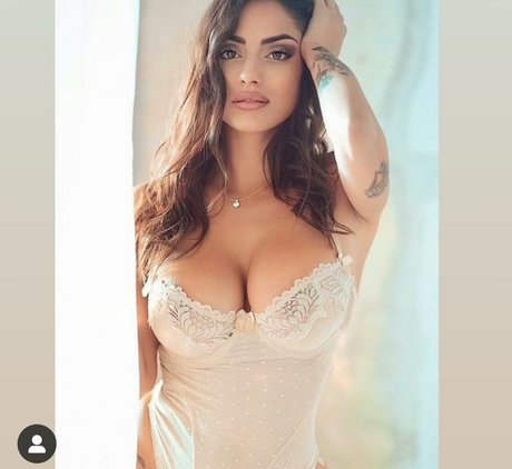 Andrea bepe エロティックなモデル アーカイブ