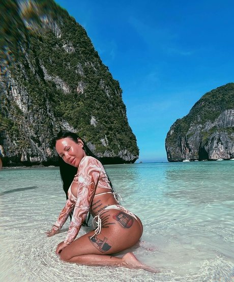 Miss Marie Sergeeva 無料モデル 画像