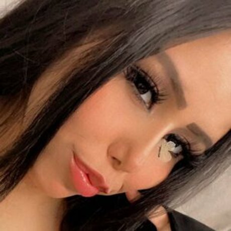 xchanelrose 可愛いモデル 画像