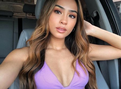 フィットネス 裸 オンリーファンズ ポルノグラフィック 画像