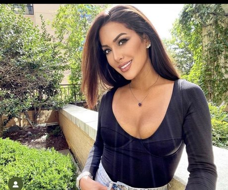 Therese Hollandd 独占女優 画像