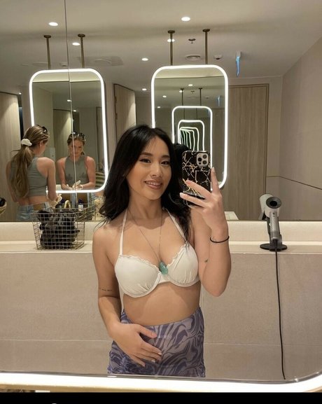 Ara Chun ポルノスター 写真