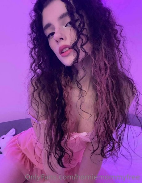 horniemommyfree 最高のポルノスター 写真