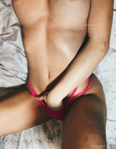 RadiantJules 限定モデル 写真