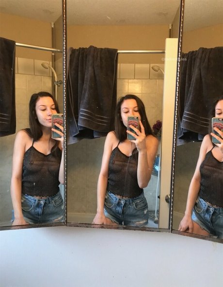 義母オンリーファンズ エロチック アーカイブ