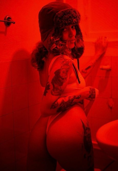 Cansup ポルノスター 写真