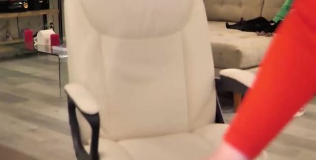 Katee Owen 裸モデル 写真