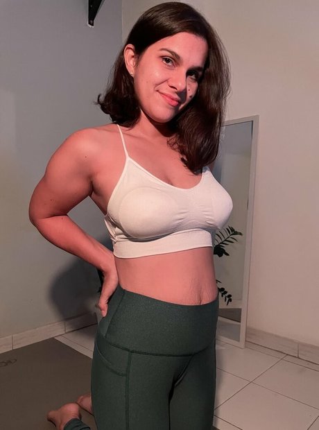 Maria Kois スター 裸 写真