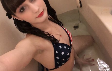 Schyler Reighn 写真集