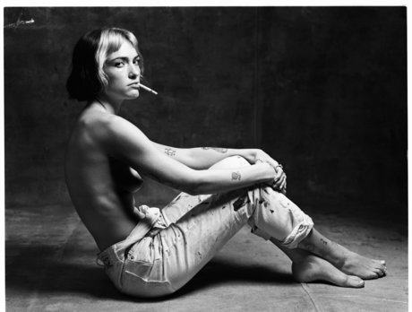 Violett Beane アダルト女優 写真